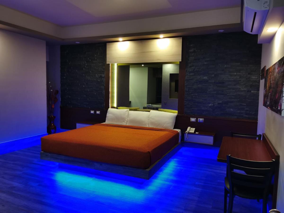 Hotel Plaza Arteaga Монтеррей Экстерьер фото