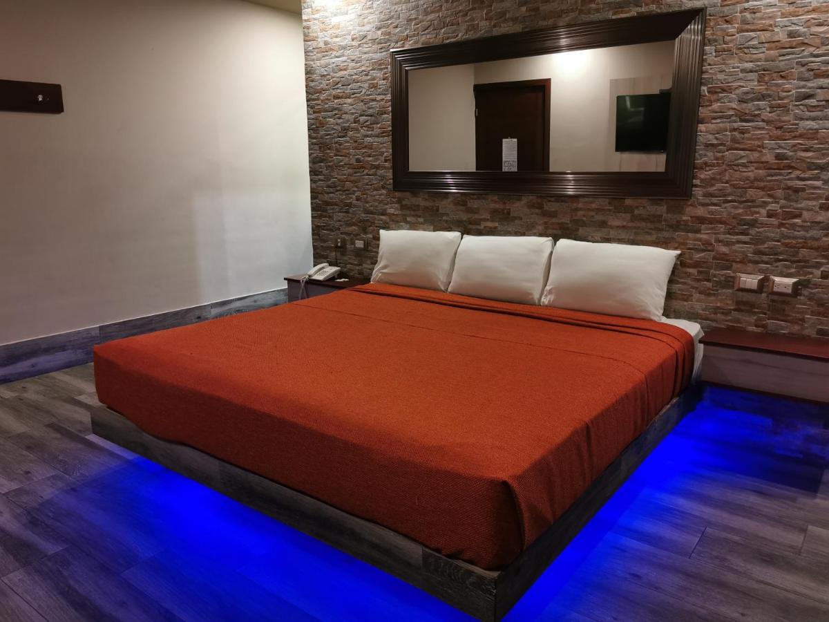 Hotel Plaza Arteaga Монтеррей Экстерьер фото