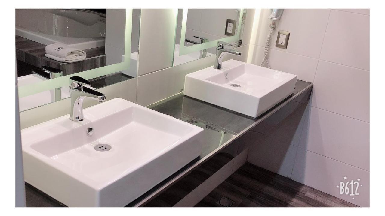 Hotel Plaza Arteaga Монтеррей Экстерьер фото