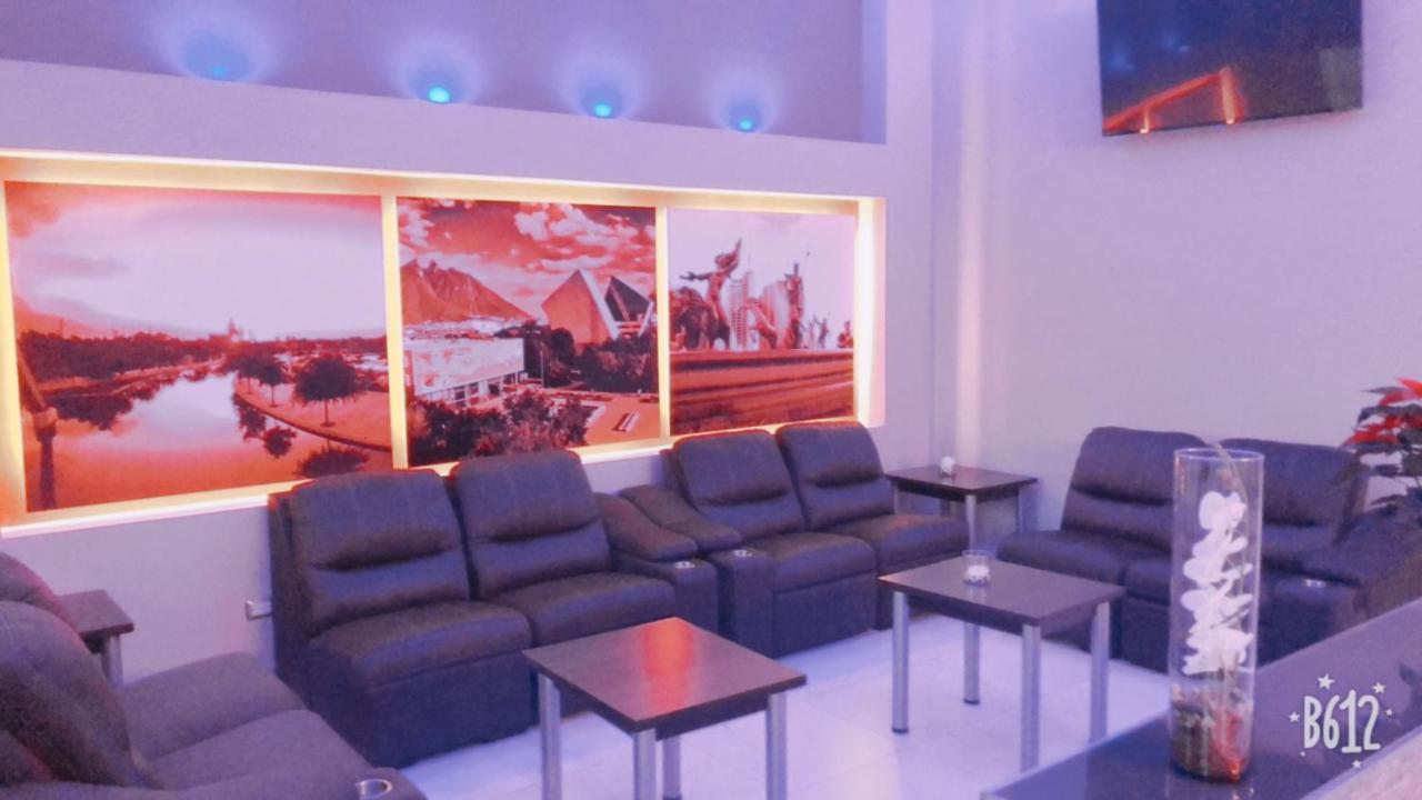 Hotel Plaza Arteaga Монтеррей Экстерьер фото